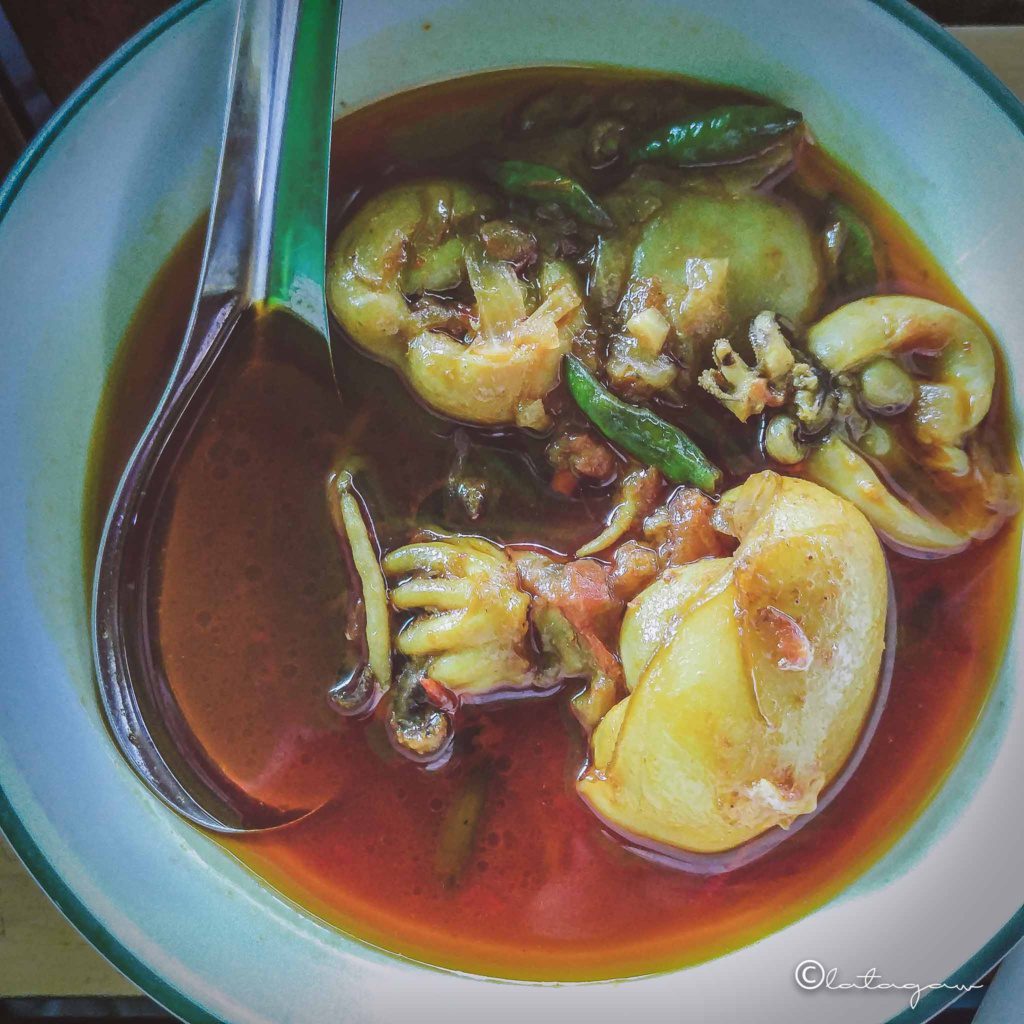 oily myanmar food